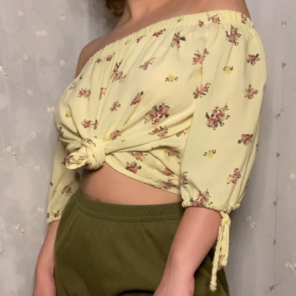 Yellow & Pink Floral Rue21 Off The Shoulder Blouse